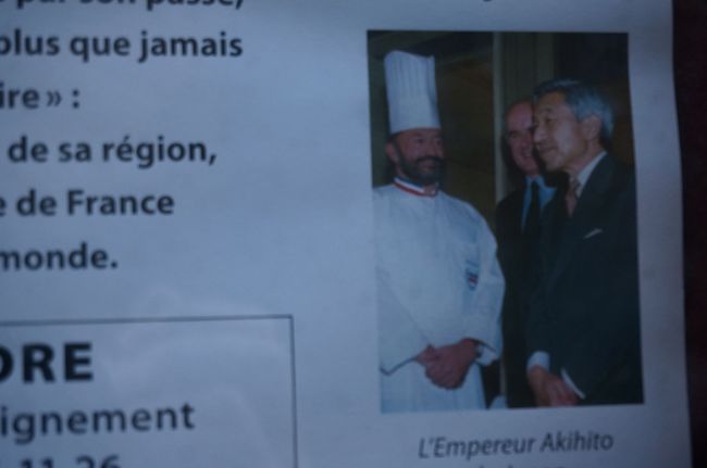 このレストラン、皇太子時代の平成天皇が訪れたことがあるとか。<br />