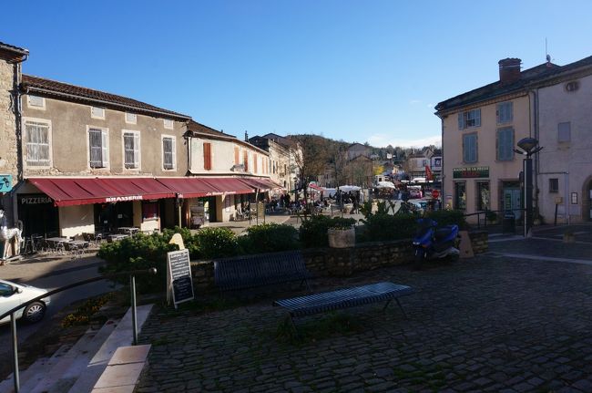 コルドシュルシェルの丘を降り切ったところの街<br /><br />コルドシュルシェルの正味滞在時間約１時間半<br />ちょっと忙しい気もします。<br /><br />