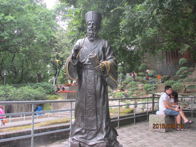 聖人は皆立派なお顔立ちだ。