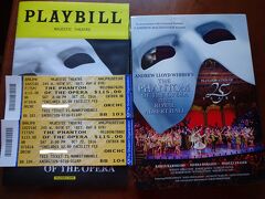 The Phantom of the Opera　at Majestic Theater
【オペラ座の怪人】

ブロードウェイ数ある中でも
劇場仕掛けの大掛かりな演目をと言うことで
マジェスティック劇場
オペラ座の怪人に決定!

当日券もあるけど、
凄い行列だったので
こちらも、　チケット予約必須。

ヴロードウェイ　チケットサイト
http://broadway.showtickets.com

オペラ座の怪人スケジュール
http://broadway.showtickets.com/product/310/calendar/?2016-12-01


