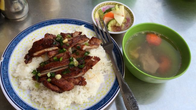 私の、大好きなポークライス。１ドルです。これが、本当においしい。