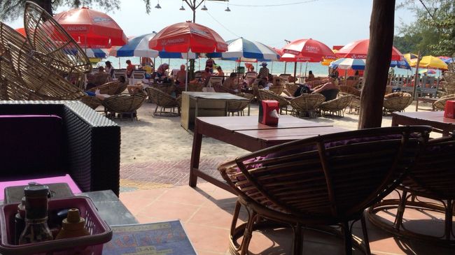 ビーチを見ながら、小休憩。