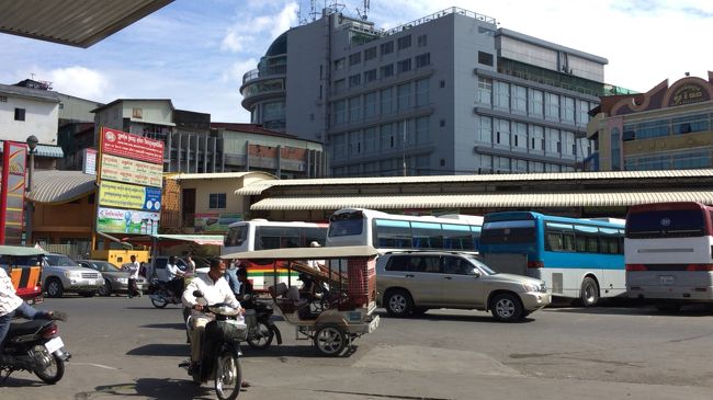 セントラルマーケット近くのソリアバスターミナルに到着。