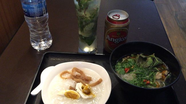 おかゆとヌードルとカクテルで最後の旅を楽しみました。