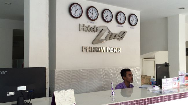 ホテルです。１泊約2000円。アゴダで予約しました。