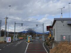 本日は土樽PAから先がチェーン規制。
念のため、スタッドレスを履いてはいるが、渋川ICから伊香保温泉までは、余程のことがない限り心配ないと思う。
