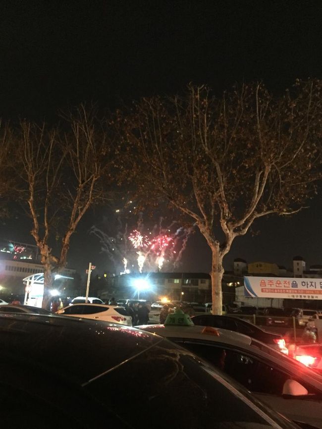 突然、花火が。