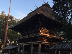 続いて、国宝「青井阿蘇神社」
茅葺の屋根が美しい、街中にひっそりと佇む歴史ある神社です。