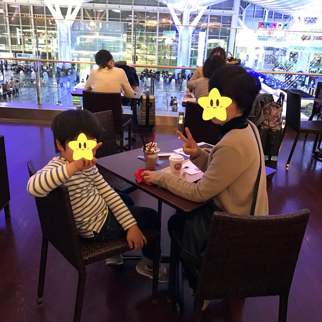 探検中に見つけてしまった。。<br />チョコバナナドリンク…夜に食べるのは危険だわ(｡>ㅿ<｡)