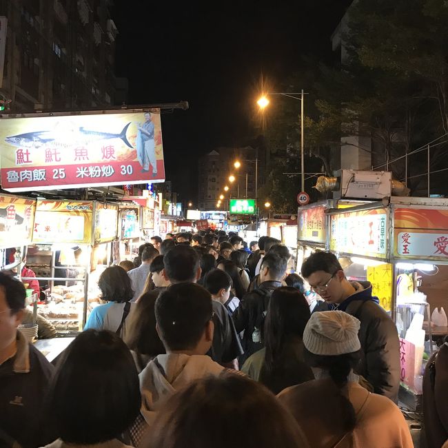 その後はいつもの寧夏夜市…寒いけど暑い！