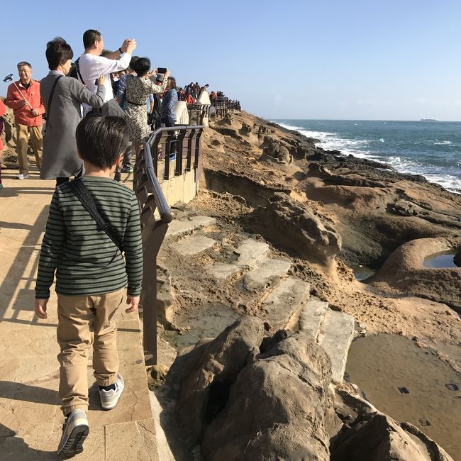 ひたすら歩きます～。