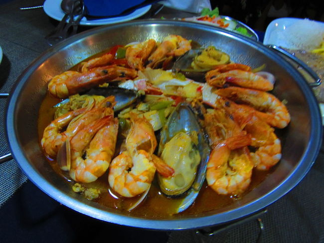 リスボン最後の晩餐会。<br />日本人女性のひとり旅さんたちと楽しく食事しました。