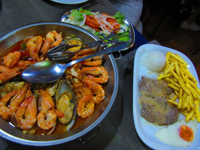 ひとりだと注文出来ないカタプラーナが食べられて大満足！<br />お酒も進んで旅好きが集まり楽しい宴でした♪