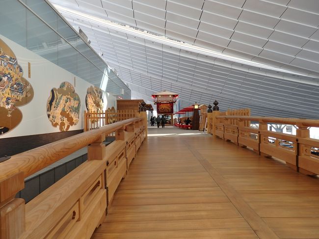 空港内にある日本橋。<br /><br />ここを歩くと、これから旅に出るぞっ！て気分になります。