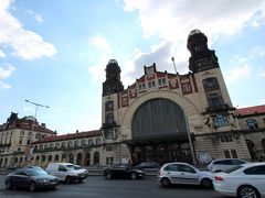 プラハを後にし、今日は電車でチェスキークルムロフに向かいます。

まずはプラハ本駅からチェスキーブディエヨヴィツェ駅を目指します。
プラハ本駅まではトラムに乗りました。

9:33 プラハ本駅出発 → 12:02 チェスキーブディエヨヴィツェ駅到着