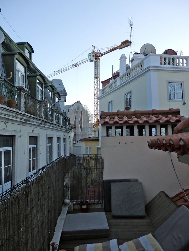 テラスからの眺め。<br /><br />眺めというほど見晴しは良くない(^-^;