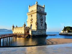 Torre de Belem（ベレンの塔）

水辺に浮かぶようにその美しい姿を魅せているベレンの塔、船の監視・貿易船の通関所・灯台など、時代に即した役目を担ってきた、いわばポルトガルの栄枯盛衰を見守ってきたわけだ。
