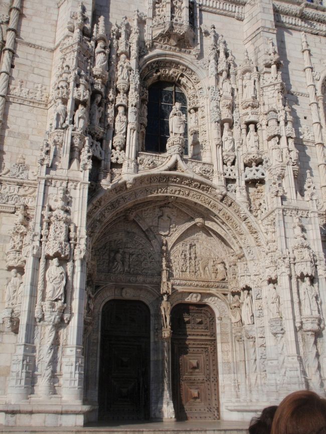 ジェロニモス修道院の入口門。