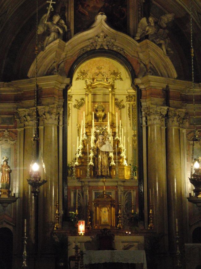 サント・アントニオ・デ・リシュボア教会の内部