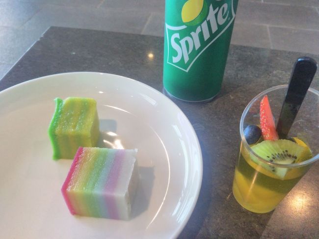 こちらではおやつをいただきました。