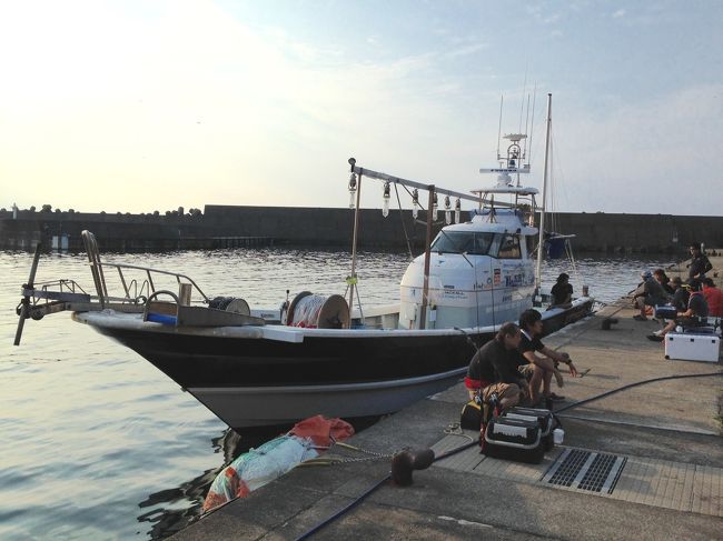 東尋坊観光を終わらせてからは<br /><br />もっと海沿いを西へ進んで～～<br /><br />