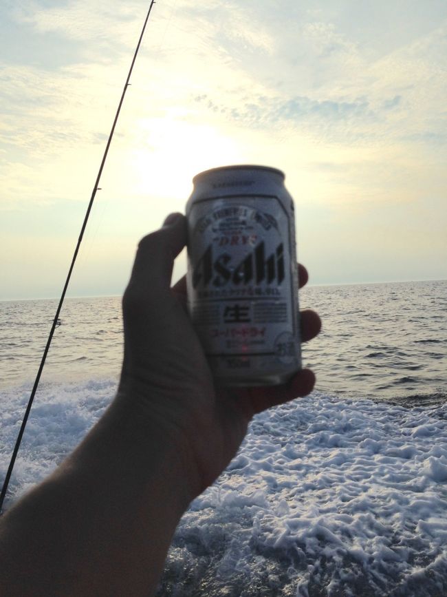 釣り仲間の常宿<br /><br /><br />ディープオーシャンさんにおじゃま<br />http://www4.fctv.ne.jp/~hamacchi/<br /><br />沖へ出たらまずお清め（笑）