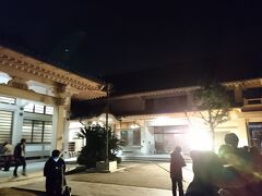 安楽寺

さて
今年は親父の関係で
何度も来ることになりそうですね