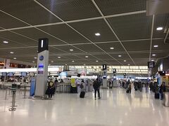 1日目
スクートは成田空港第二ターミナルから出発。

なのですが、おうちでた時に、スクートからメールが来ていることに気が付き、3時間遅れるよ、とのこと。

うわー。
今日の観光の予定がすべて崩れる…。
