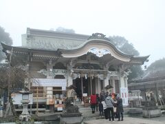 神社のはしごをすることになったが、次に訪れたのは「武雄神社」。
