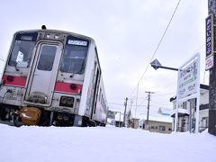 8:53 宗谷本線のローカル列車は音威子府駅に到着です