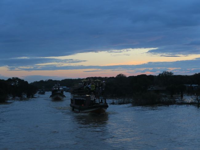 他のクルーズ船も続々と帰途につく。