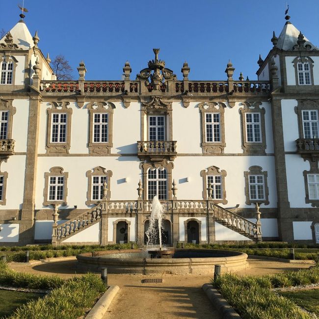 宮殿ホテル、という雰囲気のある写真。