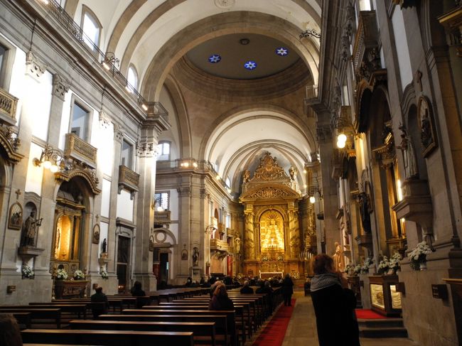 普通に素敵。<br />あと少しでミサが始まる様子だったので早々に退室。<br /><br />無料でした。