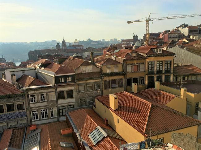 途中に展望台らしきところがある。<br />オレンジ屋根がかわいい。