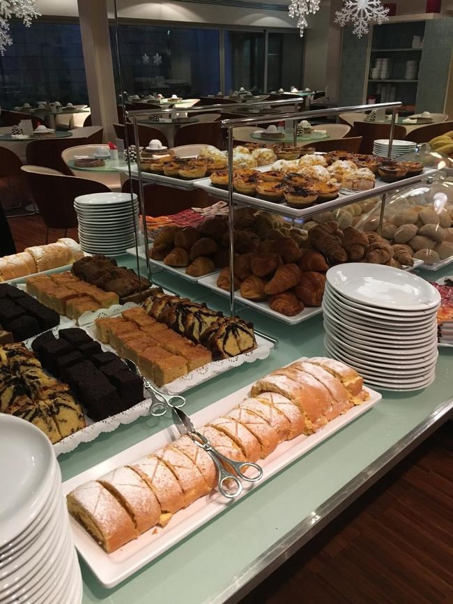 スイーツが充実。<br /><br />1泊では食べきれないくらいの種類が！