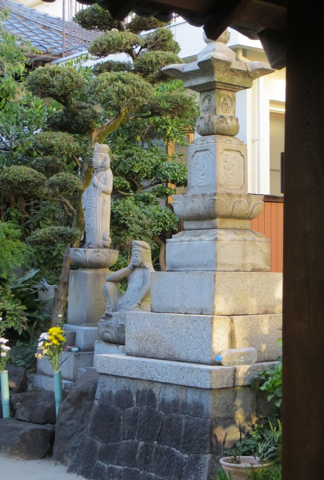 2015秋、その他十三箇寺(11)：10月7日(17)：曹洞宗・法正寺：山門、法正寺の表札、門から眺めた境内光景