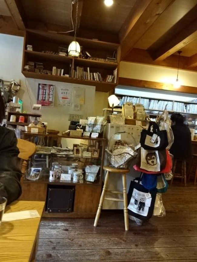 店内は広々していてゆっくり休めました