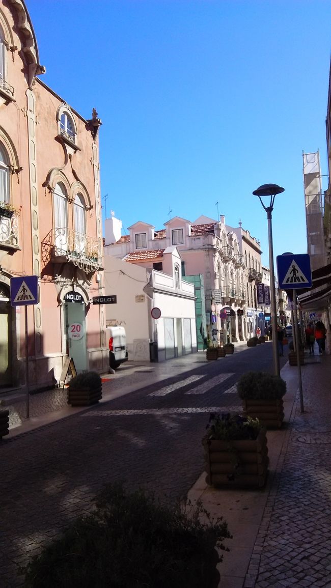 目的地は<br />ボルダロ・ビニェイロ工場にあるファクトリーショップ<br /><br />と<br /><br />陶器博物館<br /><br />