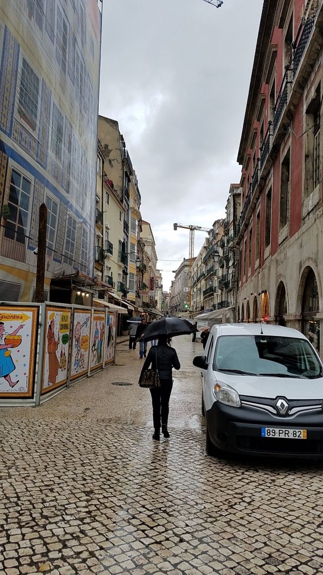 目立たない裏通り？