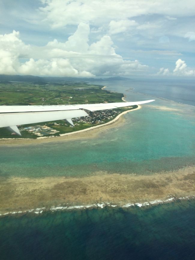 もうすぐ石垣島に到着！<br />石垣はなんとか降ってない。