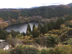 名張駅前で出迎えを受けて青蓮寺湖へ。