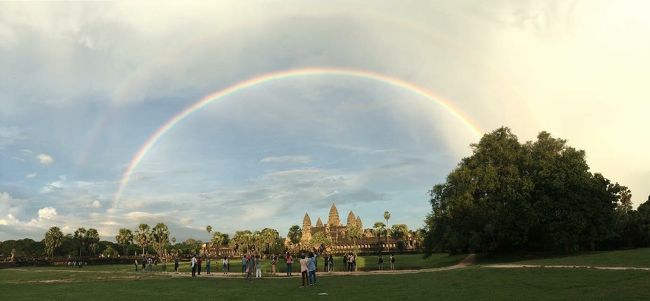 雨が降った後にこんな色がみられます。