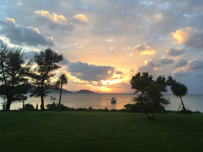 ホテルは石垣シーサイドホテル。<br />空港から離れてますが、ノンビリできて目の前の海がきれいで過ごしやすかった^ ^☆