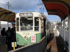 路面電車の終点谷地頭から徒歩で函館八幡宮へ向かいます。