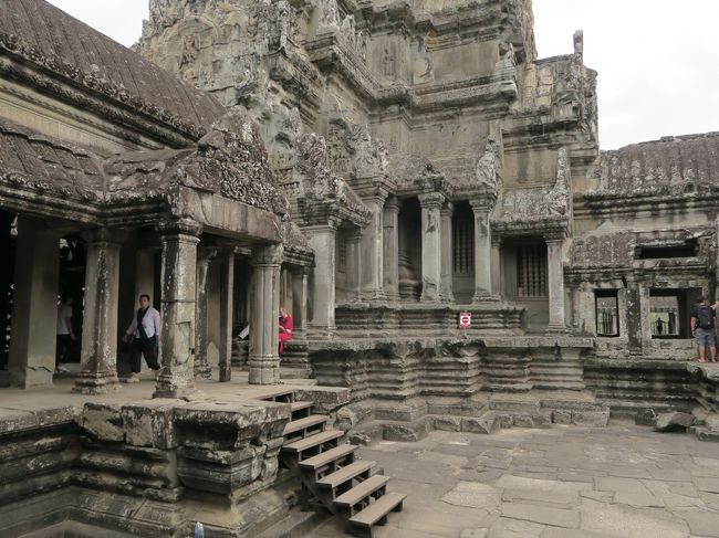 第三回廊内側には、4つの沐浴場がある。