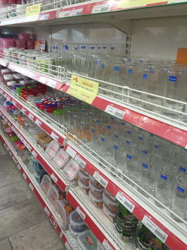 残念ながら可愛いコップはなしだなあ。