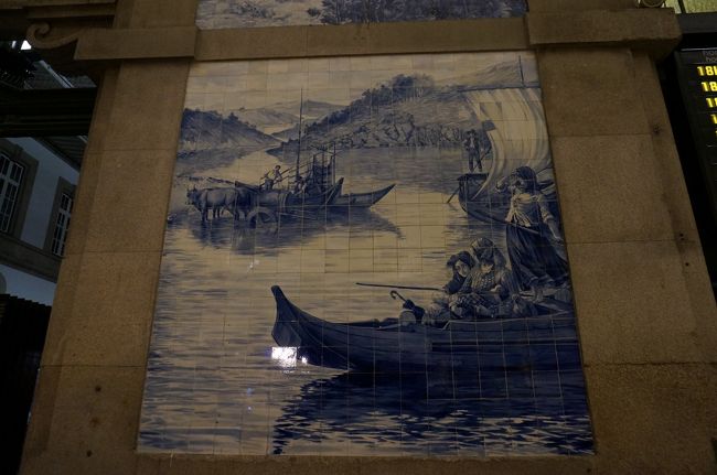 白と青の濃淡だけで、こんなにも素晴らしい絵になるんですね。