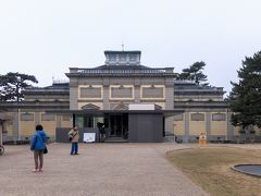 奈良国立博物館