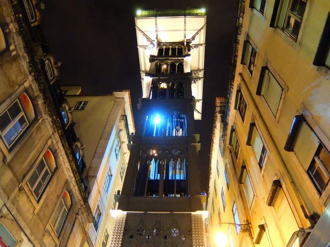 サンタ・ジュスタのエレベーター。<br />エッフェル塔の設計者ギュスター・エッフェルの弟子であるポンサルドによって設計されたエレベーター。