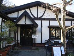 葉山　パティスリーラ・マーレ・ド・チャヤ

１９７２年創業、日影茶屋のフランス洋菓子店。
こちらも人気のお店ですね。
